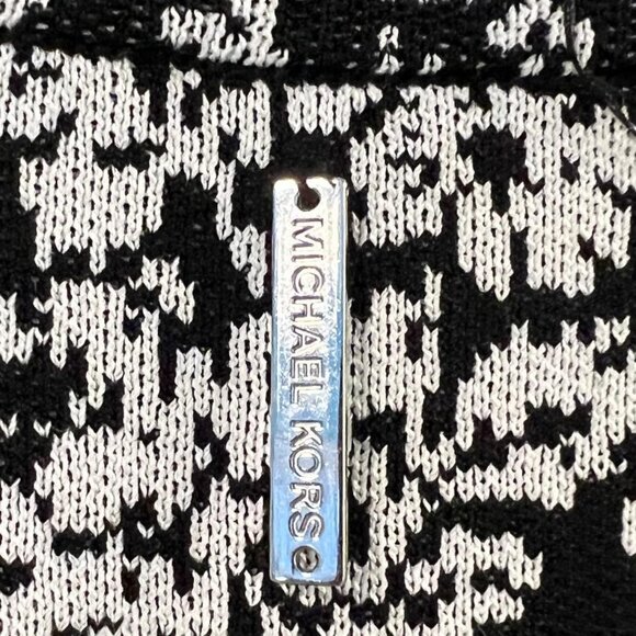 Michael Kors Bodycon Floral Knit Dress - Picture 5 of 7